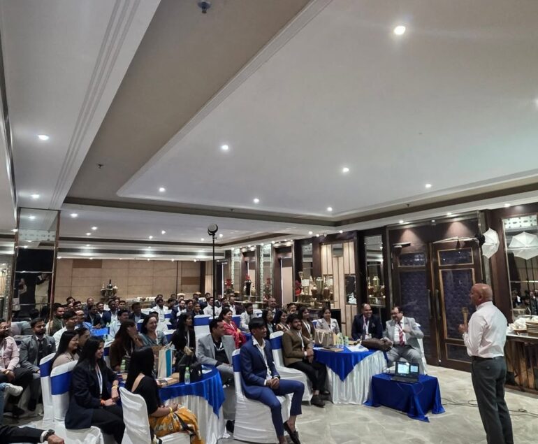 corporate trainer in Delhi